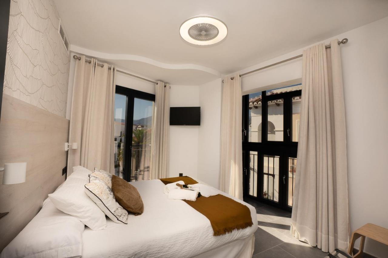 מלון Nerja-Centro-Jacuzzi- Mirador De La Ermita- Adults Recommended מראה חיצוני תמונה